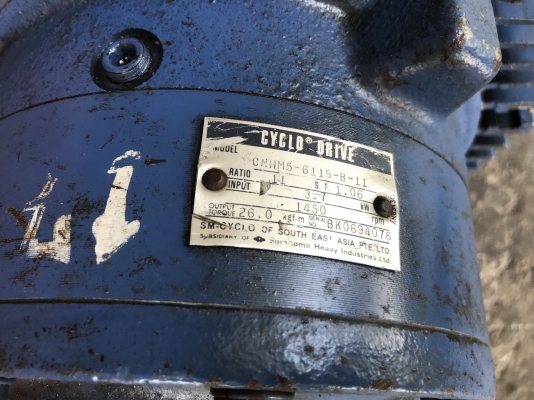 ขายมอเตอร์เกียร์ Cycrodrive Sumitomo 5HP. 380V อัตราทด 1:11 มีระบบเบรคในตัว เพลาออกประมาณ 130รอบต่อนาที สภาพสวยเดิมๆ หมุนนิ่ม พร้อมใช้งาน