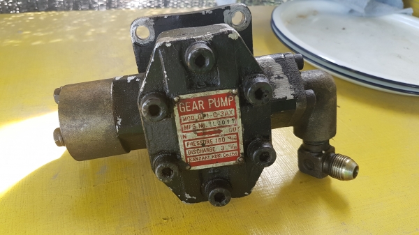 ขายปั๊มไฮโดรลิคญี่ปุ่นสวยๆ.3500บาท