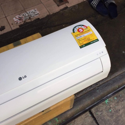 **** ขายคอยเย็น LG 12500 BTU สภาพ 90 เปอร์เซ็นต์ ****