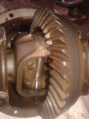 ชุดขับหน้าครบชุดisuzu โรดิโอปี93 ครบชุด