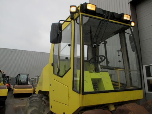 (19ตัน) BOMAG BW219DPH-3 เปลือกหนาม ห้องเก๋ง เก่านอก จากยุโรป ราคาดีๆ 092-929-9942 ธีรเทพ (19ตัน) BOMAG BW219DPH-3 เปลือกหนาม ห้องเก๋ง เก่านอก จากยุโรป ราคาดีๆ 092-929-9942 ธีรเทพ