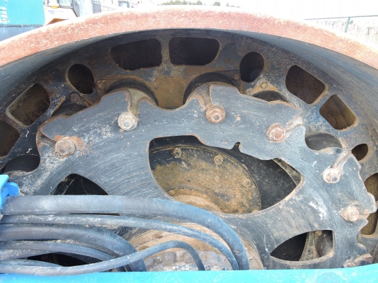 (25ตัน) BOMAG BW226DH ปี2005 สภาพดีๆ น้ำหนัก 25ตัน สอบถามได้ครับ 092-929-9942 ธีรเทพ (25ตัน) BOMAG BW226DH ปี2005 สภาพดีๆ น้ำหนัก 25ตัน สอบถามได้ครับ 092-929-9942 ธีรเทพ