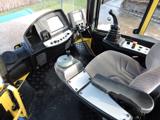 (25ตัน) BOMAG BW226DH ปี2005 สภาพดีๆ น้ำหนัก 25ตัน สอบถามได้ครับ 092-929-9942 ธีรเทพ (25ตัน) BOMAG BW226DH ปี2005 สภาพดีๆ น้ำหนัก 25ตัน สอบถามได้ครับ 092-929-9942 ธีรเทพ