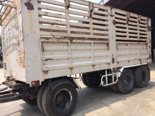 ขาย 270 ปี 47  ไม่ดั๊มแม่ลูก กระบะเหล็ก  ลูกสามเพลาลงเล่มแล้ว ใส่ของได้  33 ตัน สภาพพร้อมใช้งาน