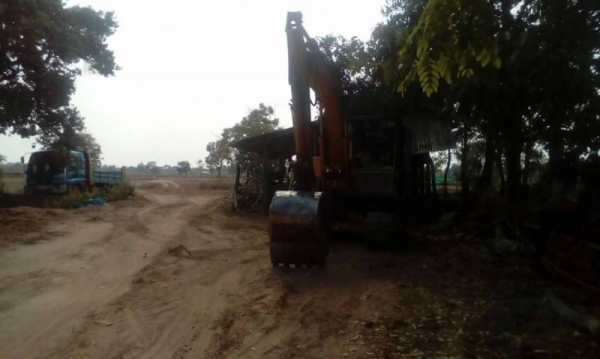 KOMATSU PC 120-3 KOMATSU PC 120-3