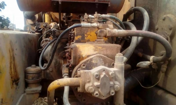 KOMATSU PC 120-3 KOMATSU PC 120-3