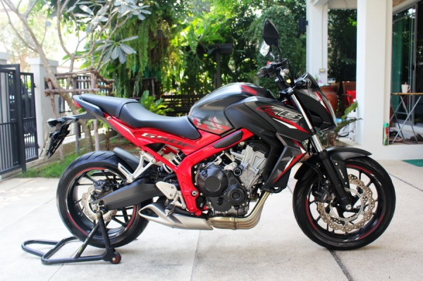 HONDA CB650F ปลายปี2016(ABS) สีสวยโครงแดง