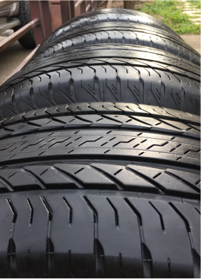 ยาง Bridgestone 265 65 17 กลางปี16 ดอกเต็ม ไม่มีปะ ใช้ยาว ราคาไม่แพง