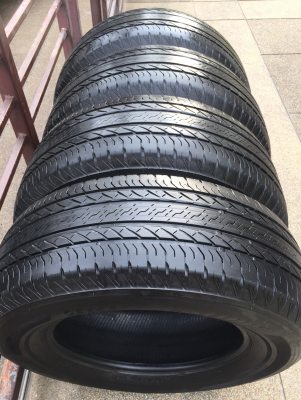 ยาง Bridgestone 265 65 17 กลางปี16 ดอกเต็ม ไม่มีปะ ใช้ยาว ราคาไม่แพง