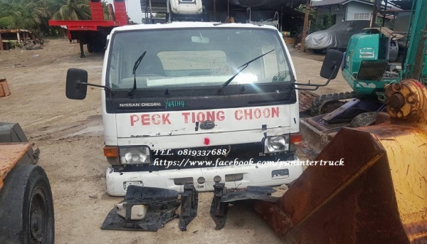 SALE*สินค้าเก่านอก ขายถูกด่วนๆ หัวเก๋งรถบรรทุก6ล้อกลาง /CABIN NISSAN รุ่น:YU41H4 (มีขาหลัง/รุ่นยกหัวได้/มีเฉพาะหัวเก๋ง) ราคาเพียง 31,000 บาท