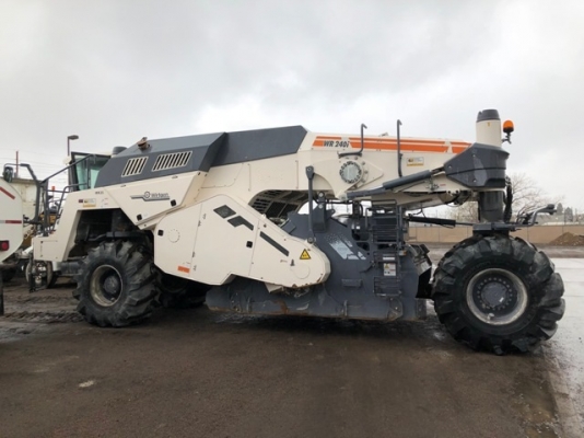 รถกัดถนน Wirtgen