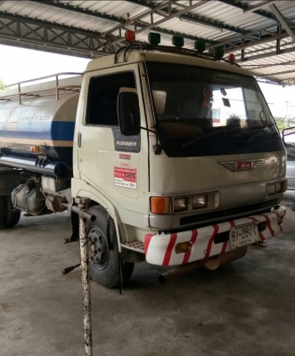 ขาย.หกล้อ อีโน่ ซุปเปอร์เสีย FC2W120ปี39 บรรทุกน้ำมัน 7,000ลิต อุปกรณ์,ระบบปั้ม,ครบ รถห้าง สภาพดีสวยพร้อมใช้งาน ทะเบียนพร้อมมโอน