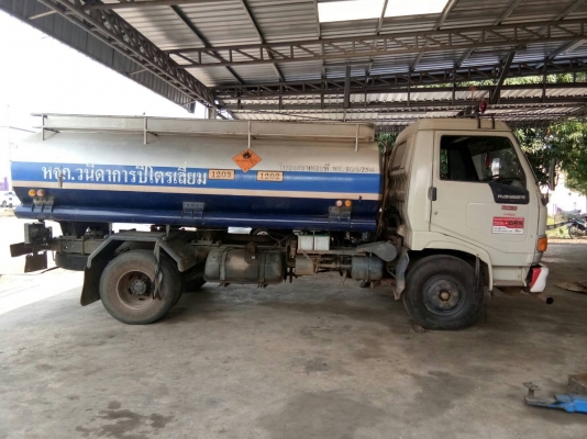 ขาย.หกล้อ อีโน่ ซุปเปอร์เสีย FC2W120ปี39 บรรทุกน้ำมัน 7,000ลิต อุปกรณ์,ระบบปั้ม,ครบ รถห้าง สภาพดีสวยพร้อมใช้งาน ทะเบียนพร้อมมโอน