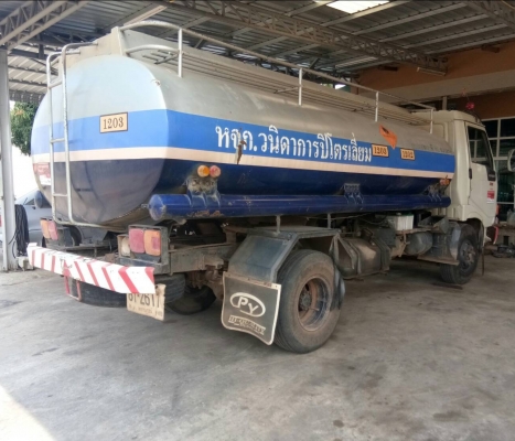 ขาย.หกล้อ อีโน่ ซุปเปอร์เสีย FC2W120ปี39 บรรทุกน้ำมัน 7,000ลิต อุปกรณ์,ระบบปั้ม,ครบ รถห้าง สภาพดีสวยพร้อมใช้งาน ทะเบียนพร้อมมโอน