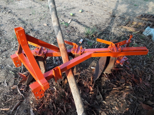 ขอขายผาย3รถไถเล็ก 15 - 30แรง สภาพสวยพร้อมใช้งาน