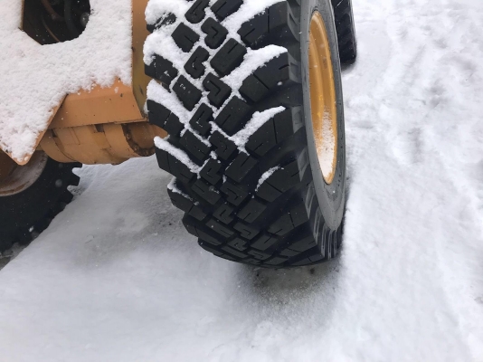 รถญี่ปุ่นเกรดA ขายถูก KOMATSU 510 กรองเดี่ยว ซีเรียลสูง นำเข้าจากญี่ปุ่น โทร.090-986-2521 อ๊อบ