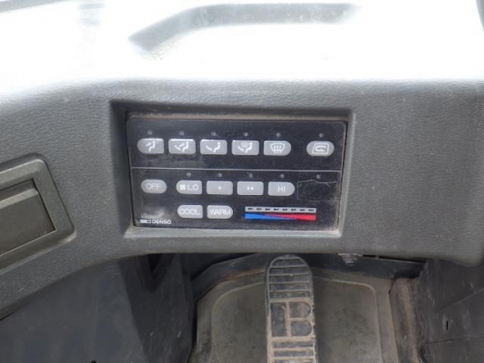 รถญี่ปุ่นเกรดA ขายถูก KOMATSU WA300-3 จากญี่ปุ่นแท้ สภาพสวย พร้อมใช้งาน โทร.090-986-2521 อ๊อบ