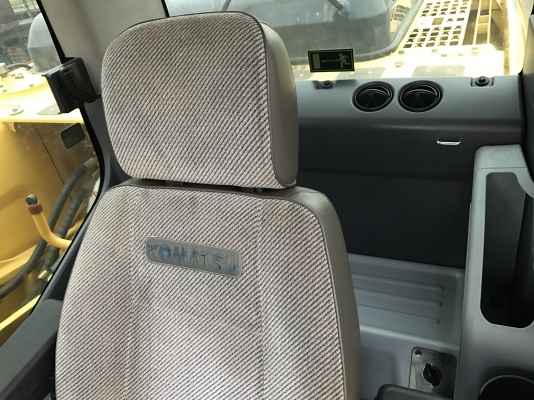 ขาย KOMATSU PC200-8MO สภาพสวยๆ พร้อมใช้งาน 5000 ชั่วโมง(PM7000ชม) ชมรถที่หน้างานได้ทุกวัน สนใจติดต่อ 081-4283210