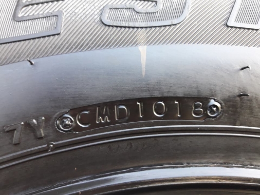 ขายยางป้ายแดงถอด0 bridgestone dueler h/t 684ll 265/65r17 ยางปี18 สนใจติดต่อร้าน ก.เจริญการยางครับ 081-3747940