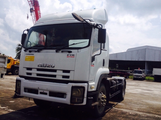 ขาย6ล้อหัวลาก อีซุซุ 240แรงม้า สนใจติดต่อ097-3597899 เฮียสุเทพ ขาย6ล้อหัวลาก อีซุซุ 240แรงม้า สนใจติดต่อ097-3597899 เฮียสุเทพ