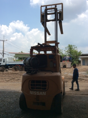 ขายโฟล๊คลิฟท์ เก่าญี่ปุ่น NISSAN , เชื้อเพลิง 2 ระบบ (เบนซิล + LPG)