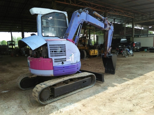ขายรถขุด KOMATSUรุ่น PC28UU2E รถเก่านอกยังไม่เคยใช้งานในไทย เครื่องยนต์ 3D82AE-3D ปี1996 /ใบมี/หลังค ขายรถขุด KOMATSUรุ่น PC28UU2E รถเก่านอกยังไม่เคยใช้งานในไทย เครื่องยนต์ 3D82AE-3D ปี1996 /ใบมี/หลังค
