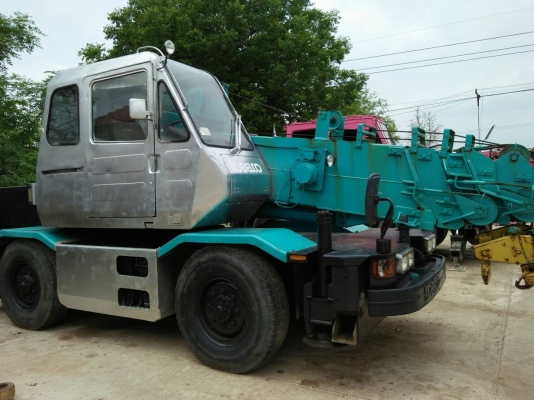 ขายถูกเครนขนาด5ตันรถนำเข้ามีเอกสาร พร้อมใช้งาน ยี่ห้อ KOBELCOรุ่น RK70 เก่านอก