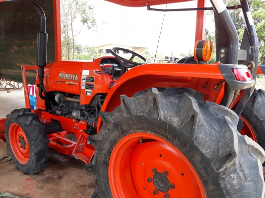 ขายรถไถL4708รถไร่ใบมีดผาล6พร้อมใช้ครับ ขายรถไถL4708รถไร่ใบมีดผาล6พร้อมใช้ครับ