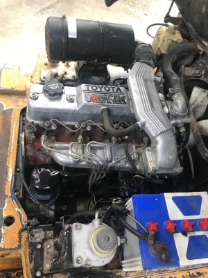 รถโฟล์คลิฟท์ 2.5 ตัน TOYOTA รุ่น5 5FD20 ดีเซล มีรีวิวด้านล่าง