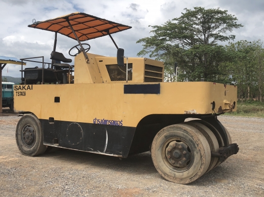 ขายรถบด ล้อยาง