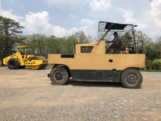 ขายรถบด ล้อยาง