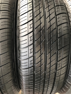 ยางป้ายแดง Dunlop 175-65-14 ตุ่มอลัง เส้นสียังอยู่