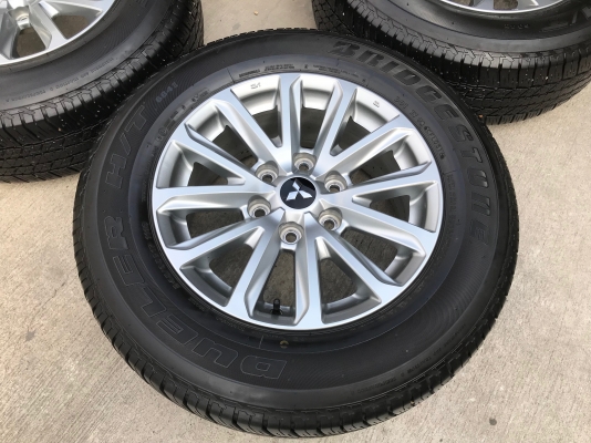 ล้อแม็ก Mitsu New Triton Plus ขอบ17 พร้อมยาง 245-65-17 Bridgestone ปี 16