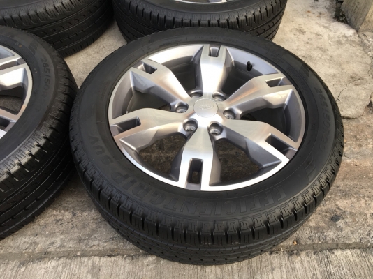 ล้อแม็กพร้อมยางใหม่ป้ายแดง  Ford Everest ขอบ20 ยกจากโชว์รูม