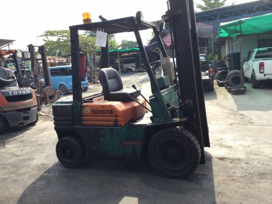 อาร์ ซี เอช โฟรคลิฟท์ ขาย โตโยต้า รุ่น 5 ดีเซล เสา 4 เมตร