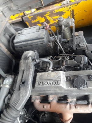 อาร์ ซี เอช โฟรคลิฟท์ ขาย โตโยต้า รุ่น 5 ดีเซล เสา 4 เมต