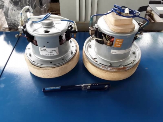 ขายเหมาลดราคา 5 รายการ ราคา 2 หมื่น จัดโปร 3 วัน  1.เครื่องเลื่อย HERO 14 นิ้ว ใช้ไฟบ้าน 2.แท่นสว่าน 16 mm. ของใหม่ ไต้หวัน ใช้ไฟบ้าน 3.ประแจบล๊อคครบชุด ของใหม่ เยอรมัน 4.C-Clamp ของใหม่ 3" , 4", 5" จำนวน 6 ชิ้น สันเกลียวใหญ่ 5.พัดลมดูดอากา