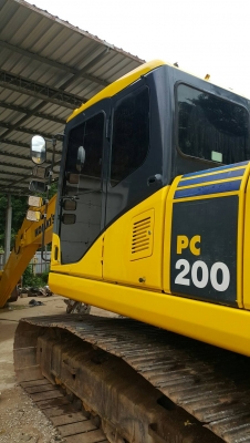 รถขุดไฮดรอลิค รุ่นยอดนิยม Komatsu PC200-7 S/N:79916 10,xxx ชั่วโมง เอกสารเล่มทะเบียน รถขุดไฮดรอลิค รุ่นยอดนิยม Komatsu PC200-7 S/N:79916 10,xxx ชั่วโมง เอกสารเล่มทะเบียน