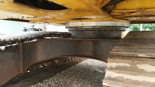 รถขุดไฮดรอลิค รุ่นยอดนิยม Komatsu PC200-7 S/N:79916 10,xxx ชั่วโมง เอกสารเล่มทะเบียน รถขุดไฮดรอลิค รุ่นยอดนิยม Komatsu PC200-7 S/N:79916 10,xxx ชั่วโมง เอกสารเล่มทะเบียน