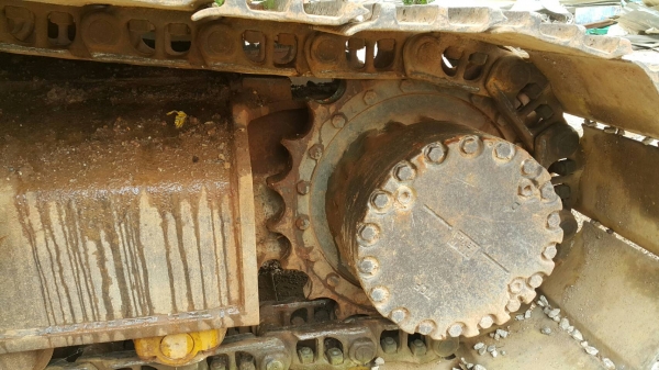 รถขุดไฮดรอลิค รุ่นยอดนิยม Komatsu PC200-7 S/N:79916 10,xxx ชั่วโมง เอกสารเล่มทะเบียน รถขุดไฮดรอลิค รุ่นยอดนิยม Komatsu PC200-7 S/N:79916 10,xxx ชั่วโมง เอกสารเล่มทะเบียน