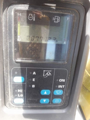 ขายจ้า..KOMATSU PC128US-2E1 เก่านอกแท้ สภาพสวย มีผานหน้า เดิมๆๆ พร้อมใช้ โทร 089-3818694 ดวงนภา ขายจ้า..KOMATSU PC128US-2E1 เก่านอกแท้ สภาพสวย มีผานหน้า เดิมๆๆ พร้อมใช้ โทร 089-3818694 ดวงนภา