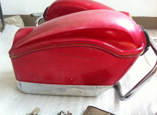 กล่องติดข้างรถมอเตอร์ไซค์ เก็บของ Side Cases