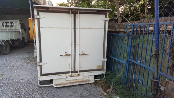 ตู้บรรทุกใส่4-6ล้อ ฐานคัสซี80ซม