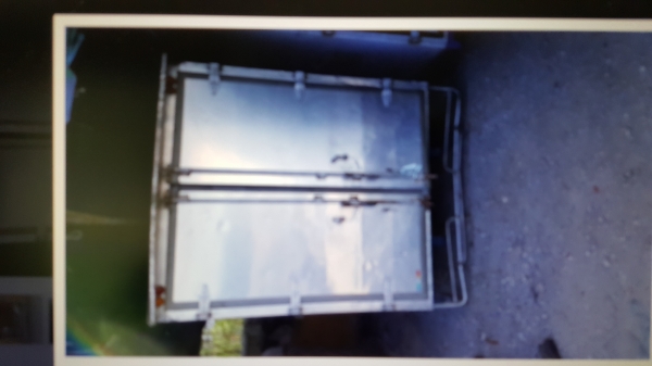 ตู้บรรทุกใส่4ล้อ