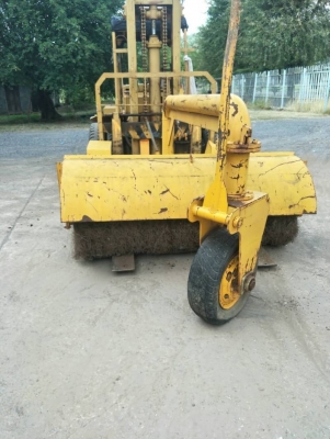 รถกวาดถนน