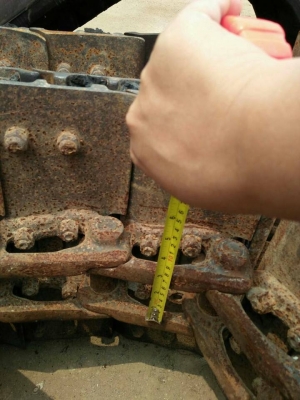 FROM JAPANขายถูกด่วนๆแทรคเหล็กก๊อปยางใส่กับรถขุดไซค์ 40,45,50,55 /KUBOTA,MITSUBISHI,KATO ,IHI,HITACH