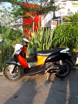 ราคาถูก ฟีโน่ สีดำส้มขาว รถใช้งานได้ดี ขับนิ่มๆ ราคาถูก ฟีโน่ สีดำส้มขาว รถใช้งานได้ดี ขับนิ่มๆ