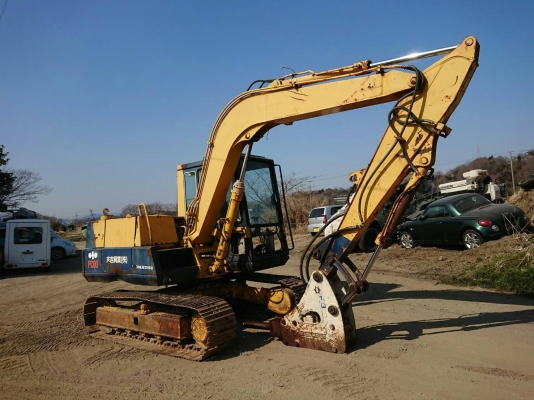 มาใหม่จ้า KOMATSU PC60-5 เก่านอกแท้ มีลายแย๊ก  เครื่องปั๊มดี  ไฟฟ้าครบ  พร้อมใช้  ดทร 089-7462641  สุวรรณี