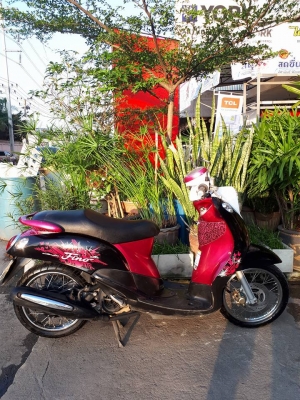 Fino ปี 2553 สีดำชมพูขาว ขับดี ขี่ง่าย พร้อมใช้