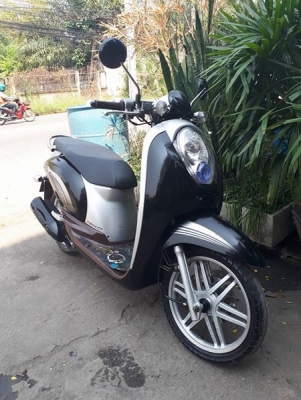 Scoopy i สีดำเทา (ล้อแม็กซ์) รุ่น Prestige guy รถสวยคลาสสิค สวยคุ้มค่าประหยัดน้ำมัน